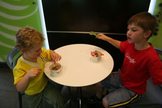 kids at yogurtland